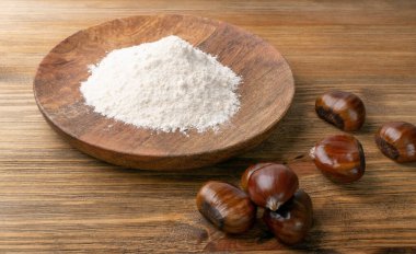 Yenebilir Tatlı Kestaneli Kestane unu, Noel Yemeği