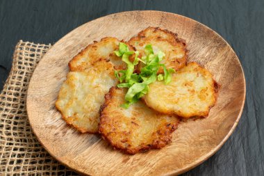 Patates Krep, Draniki, Deruny, Patates Latkes veya Boxties