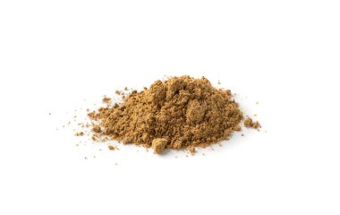 Garam masala tozu karışımı izole edilmiş. Yer baharatı karışımları ve rezene tozu ile karıştırılmış otlar, zemin biberi, karanfil, tarçın, sprey, kakule, köri, kimyon, kişniş