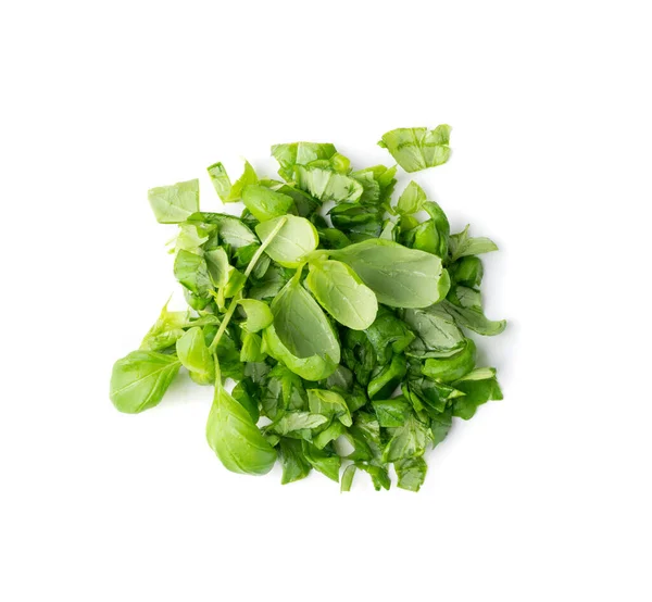 Čerstvě Zelené Nasekané Listy Bazalky Izolované Bílém Pozadí Pikantní Aromatické — Stock fotografie