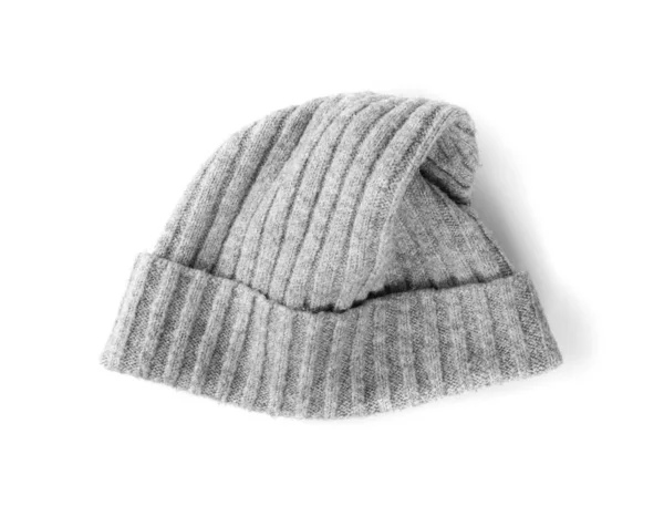 白色背景下的灰色冬帽 天气寒冷时的羊圈 — 图库照片