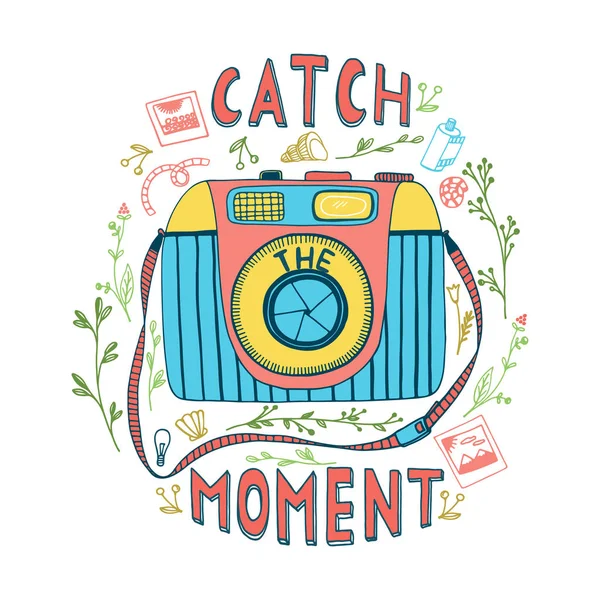 Catch the moment lettering and camera — Stock Vector