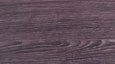 Fındık çizgili çerçeve içine sol ve sağ taraflarındaki gelir. Fındık çizgiler şeklinde farklı türde çekimde görünür. Stop motion
