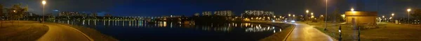 Moscow río ciudad noche luces panorama ciudad — Foto de Stock