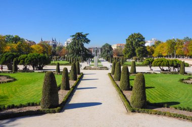 Çiçeklik, Fransız tarzı Bahçe Buen Retiro Park Madrid, İspanya