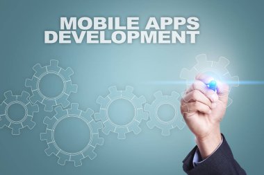 Sanal ekran üzerinde çizim iş adamı. mobil uygulama geliştirme kavramı