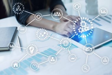 Çok. Şeylerin Internet. Otomasyon ve modern teknoloji kavramı