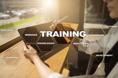 Eğitim ve geliştirme profesyonel büyüme. Internet ve eğitim kavramı.