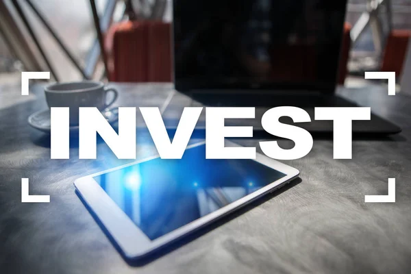 Investeren. Rendement op investeringen. Financiële groei. Technologie en business concept. — Stockfoto