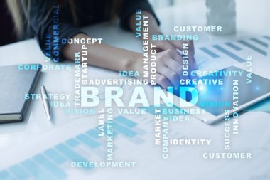 Marka kavramı sanal ekran üzerinde. İş kavramı. Kelime bulutu.