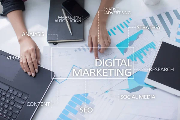 Digitális marketing technológia koncepció. Internet. Online. SEO. SMM. reklám. — Stock Fotó