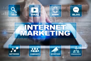Internet pazarlama kavramı. SEO. İş ve teknoloji