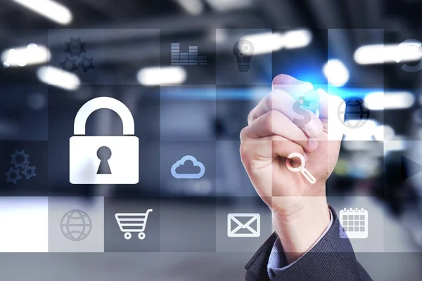 Datenschutz und Cyber-Sicherheitskonzept auf dem virtuellen Bildschirm — Stockfoto