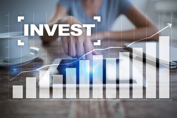 Befektetni. A beruházás megtérülése. Pénzügyi növekedés. Technológiai és üzleti koncepció. — Stock Fotó