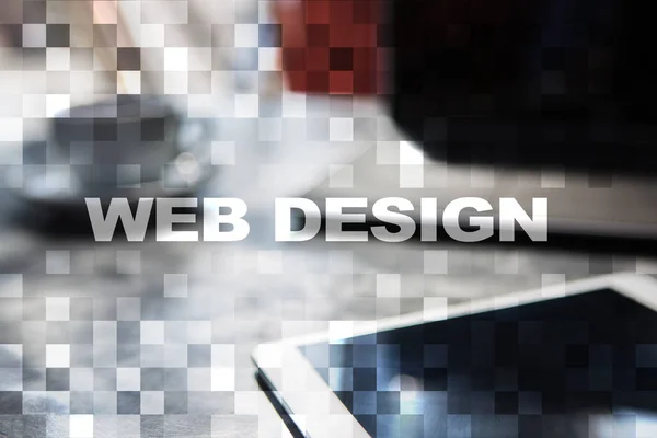 Концепция веб-дизайна и разработки на виртуальном экране — стоковое фото