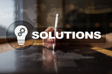 İş çözümleri kavramı sanal ekrandaki