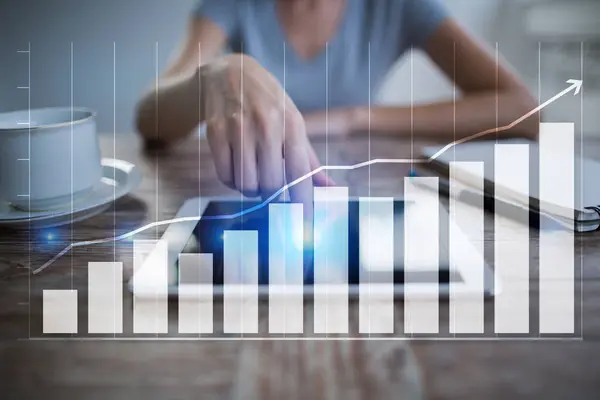 Diagrammen en grafieken op virtueel scherm. data-analyse, financiële groei concept. — Stockfoto