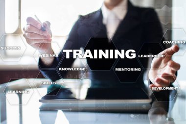 Eğitim ve geliştirme profesyonel büyüme. Internet ve eğitim kavramı.