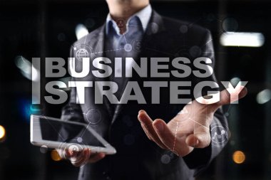 İş stratejisi kavramı sanal ekrandaki