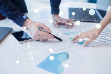 Metin, sanal ekran arka plan ile kutsal kişilerin resmi için şablon. İş, internet teknoloji ve ağ kavramı.