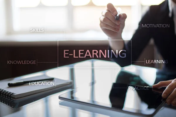 E-Learning on the virtual screen. Internet education concept — Stock Photo, Image