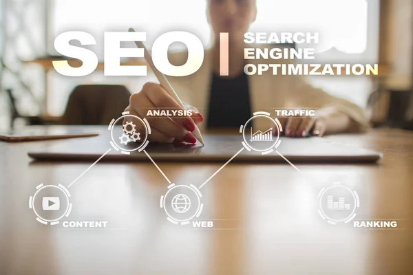 SEO. Otimização do Search Engine. Marketing online digital e conceito de tecnologia Inetrmet . — Fotografia de Stock