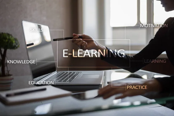 E-Learning na tela virtual. Conceito de educação na Internet . — Fotografia de Stock