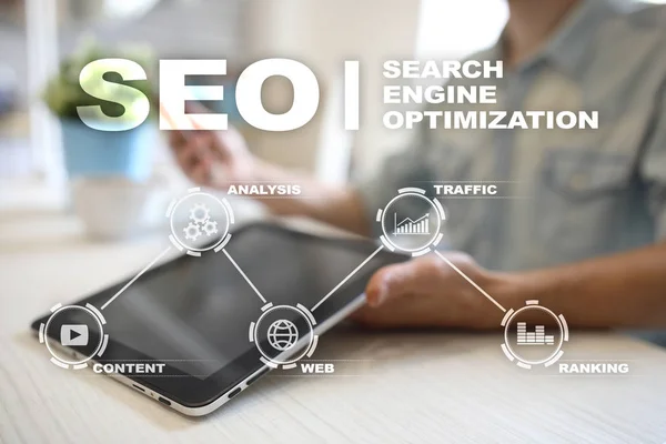 Direktur Seo. Search Engine optimisasi. Konsep pemasaran online dan teknologi Inetrmet digital . — Stok Foto