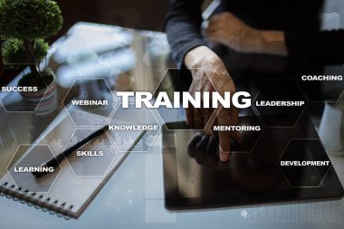 Eğitim ve geliştirme profesyonel büyüme. Internet ve eğitim kavramı.