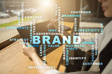 Marka kavramı sanal ekran üzerinde. İş kavramı. Kelime bulutu.