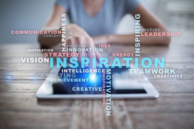 Sanal ekran üzerinde ilham kelimeler bulut.