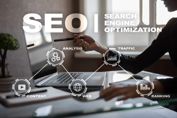 SEO. Arama Motoru Optimizasyonu. Dijital online pazarlama andinetrmet teknoloji kavramı. 