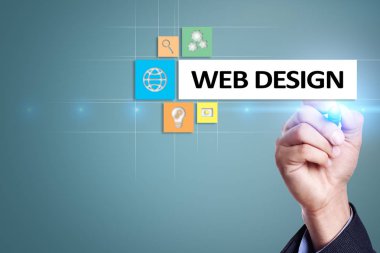 Web Tasarım ve geliştirme kavramı sanal ekrandaki.