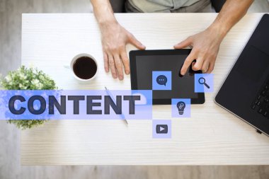 Sanal ekran içerik metni. İş kavramı, teknoloji ve internet. 