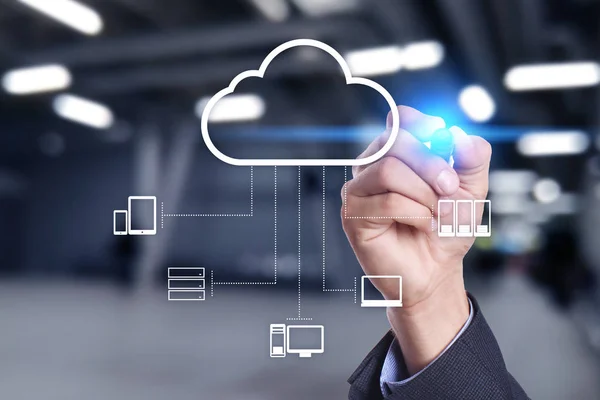 Cloud-Technologie. Datenspeicherung. Netzwerk- und Internet-Service-Konzept. — Stockfoto