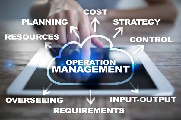 Concept d'entreprise et de technologie de gestion des opérations sur l'écran virtuel . — Photo
