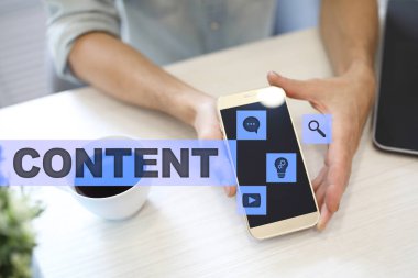 Sanal ekran içerik metni. İş kavramı, teknoloji ve internet. 