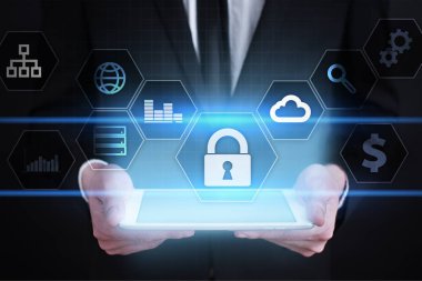 Veri koruma, siber güvenlik, bilgi güvenliği ve şifreleme. İnternet Teknoloji ve iş kavramı.