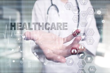 Tıp ve sağlık kavramı. Tıp doktoru modern pc ile çalışma. Elektronik sağlık kaydı. EHR, Emr.