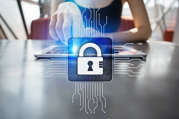 Ciberseguridad, protección de datos, seguridad de la información y cifrado. tecnología de Internet y concepto de negocio . — Foto de Stock