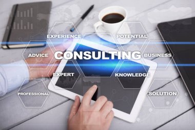 Danışmanlık iş kavramı. Metin ve sanal ekran simgeleri.