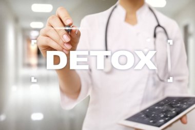 Tıp doktoru Detoks sanal ekran seçin. Sağlık kavramı.