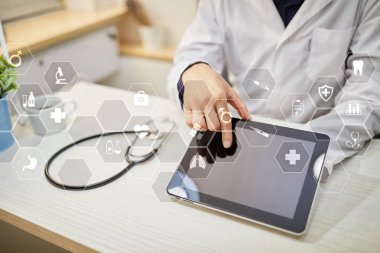 Sanal ekran üzerinde tıbbi kavramı. Sağlık. Online Tıbbi Danışma ve sağlık kontrol, Emr, Ehr.