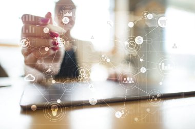 Metin, sanal ekran arka plan ile kutsal kişilerin resmi için şablon. İş, internet teknoloji ve ağ kavramı.