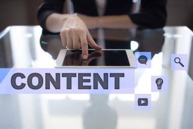 Sanal ekran içerik metni. İş kavramı, teknoloji ve internet. 