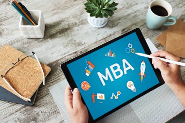 MBA Master Business Administration Education E- öğrenim PErsonal Growth ve Kariyer Gelişimi.