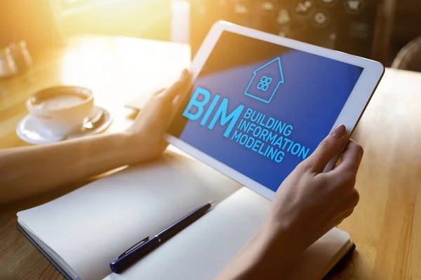 BIM - Koncept för informationsmodellering på skärmen. — Stockfoto