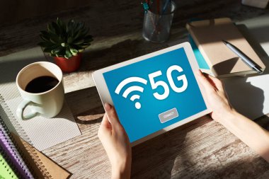 5g Hızlı mobil internet bağlantısı, Ne nesli iletişim ve modern teknoloji kavramı.