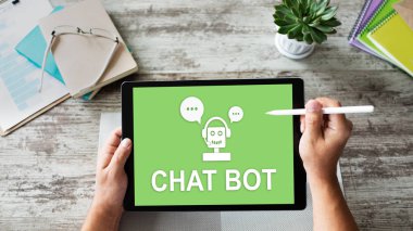 Chatbot simgesi cihaz ekranında. Müşteri Desteği otomasyon kavramı.