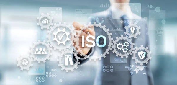 Norme ISO garanzia di controllo qualità business technology concept. — Foto Stock